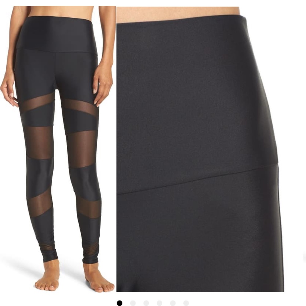 Onzie mesh inset leggings size S/M